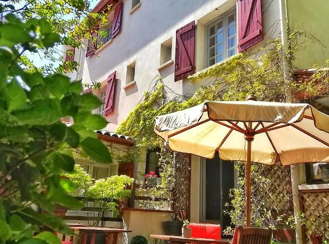 Отель La Marisa Grande 3*